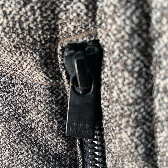 [SOLD] Tatras Guenuine Goose Down Winter Jacket with Racoon Fur Hood Size XL 05 - Picture 2 of 12